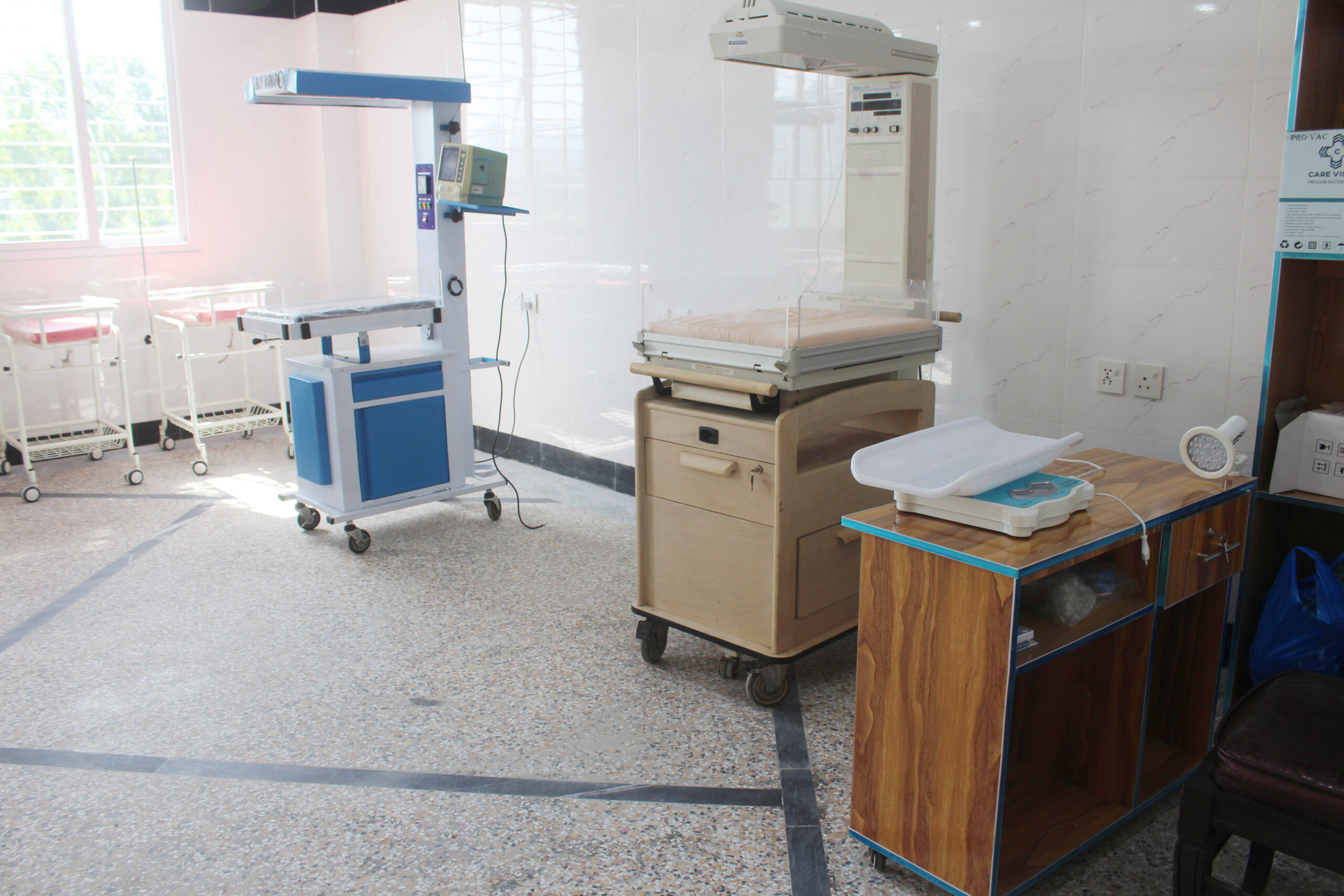 Anaesthesia machine and life-support unit